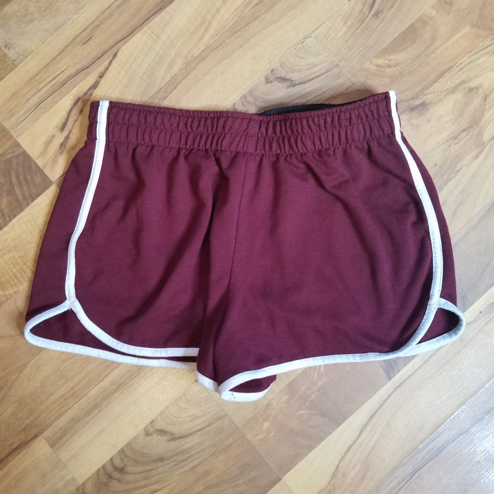 Women's Mossimo Supply Co. Pull-on Loose Casual Shorts Burgundy Size Medium